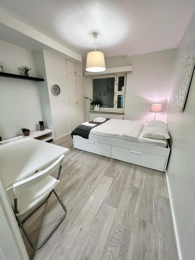 Charming Central Apartment Гельсінкі Екстер'єр фото